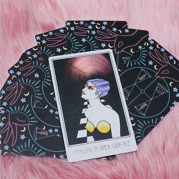 Amenti Oracle Feather Heart Deck/Guide Book: Ancient Wisdom for the Modern World - Picture 2 of 4